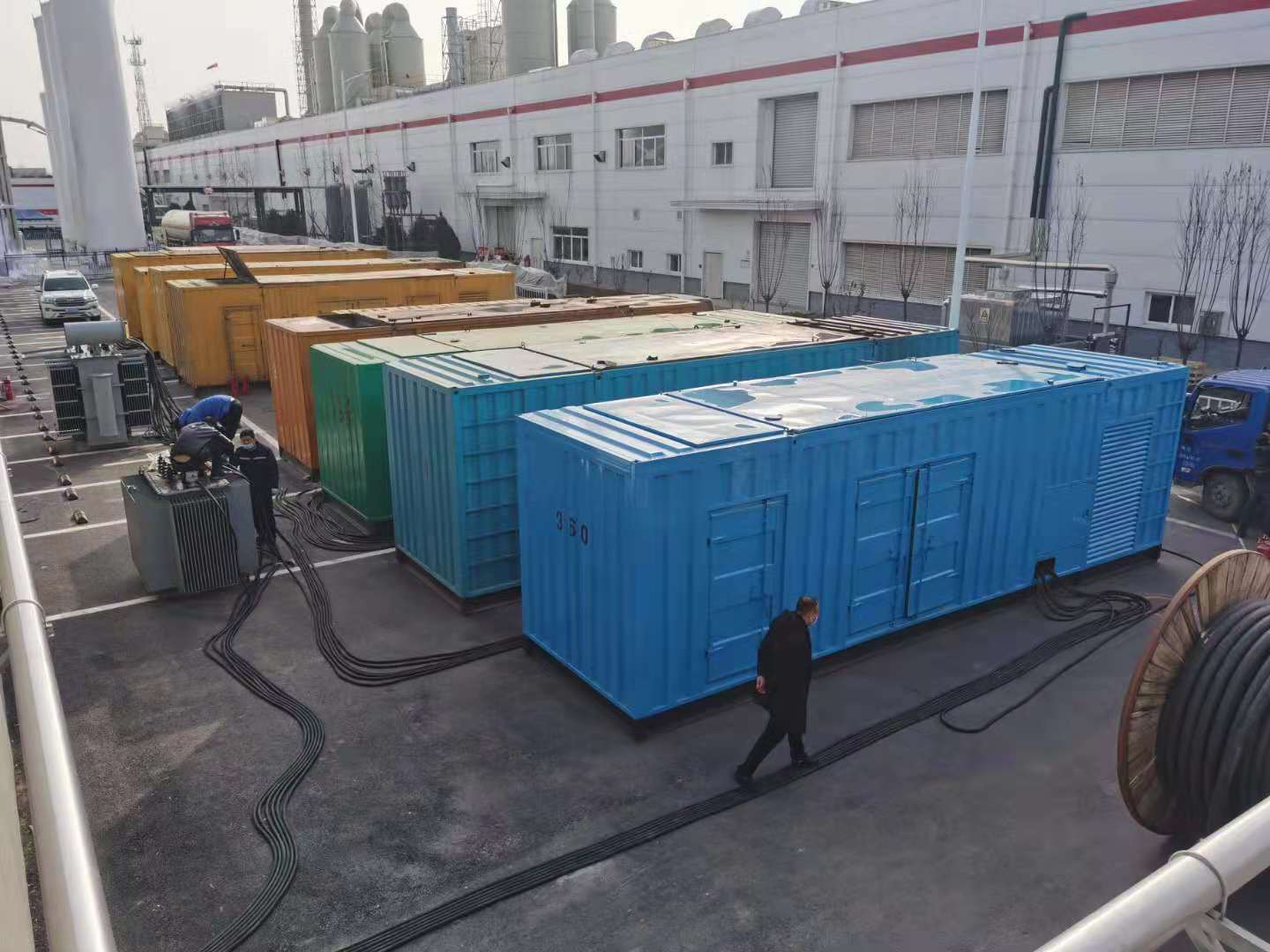 青岛发电机出租-两相发电机与三相发电机有何区别?
