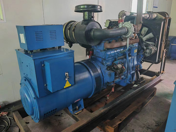 青岛100kW柴油发电机组使用多级机油有哪些优缺点？